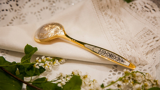 Легенды о серебряной ложке: мифы и реальность.